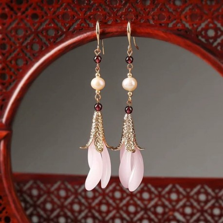 Ladies Jade Dress Earrings in Pink